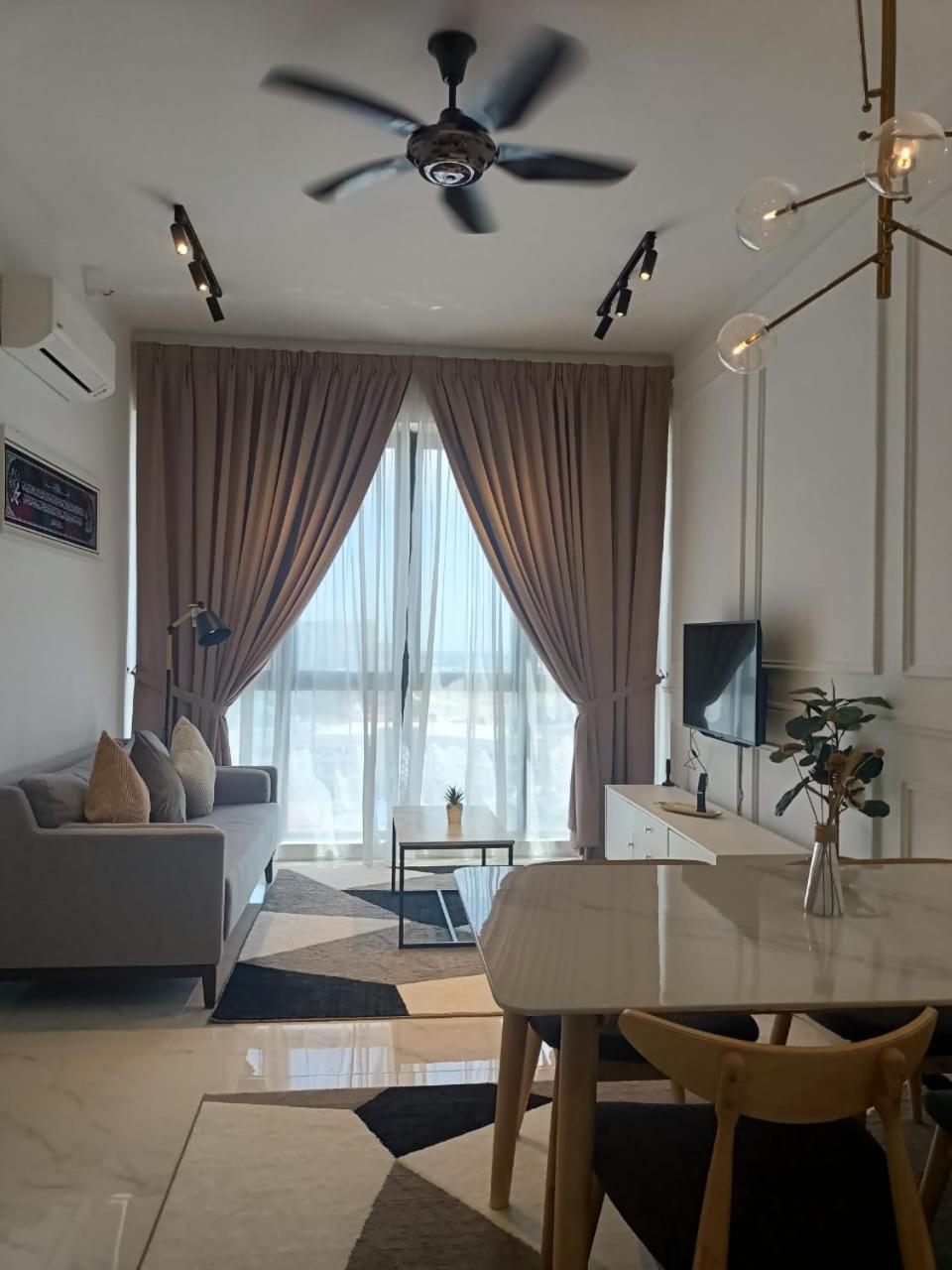 อพาร์ตเมนต์ 2 ห้องนอน 1 ห้องน้ำส่วนตัว ขนาด 69 ตร.ม. – โกตาบารู เซ็นเตอร์ Aparthotel ห้อง รูปภาพ
