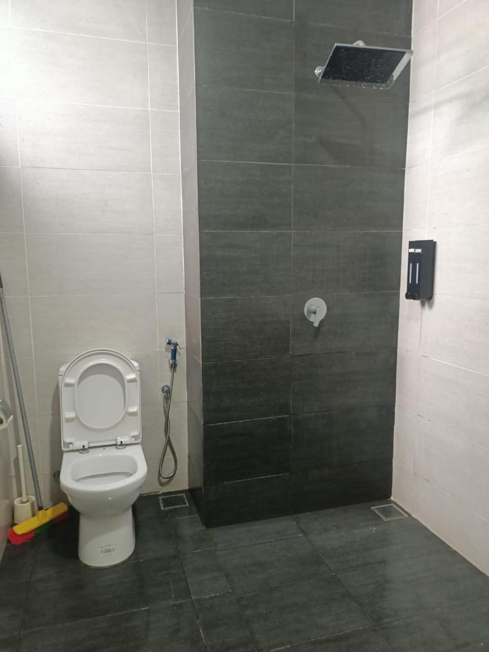 อพาร์ตเมนต์ 2 ห้องนอน 1 ห้องน้ำส่วนตัว ขนาด 69 ตร.ม. – โกตาบารู เซ็นเตอร์ Aparthotel ห้อง รูปภาพ